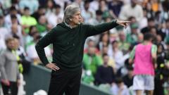 Betis coach Manuel Pellegrini